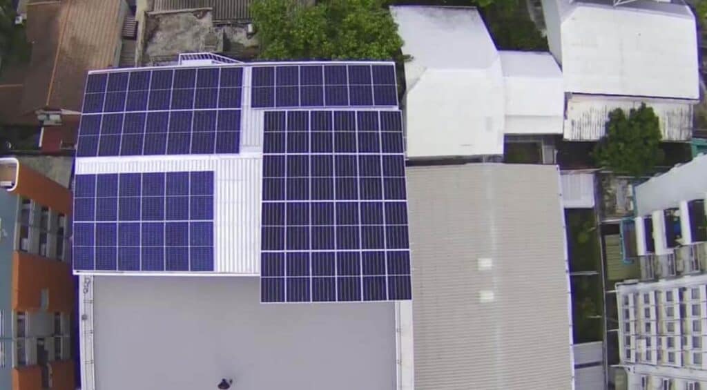 home-and-apartment-solar-roof-top-25kw-Soi-Ruamrudee